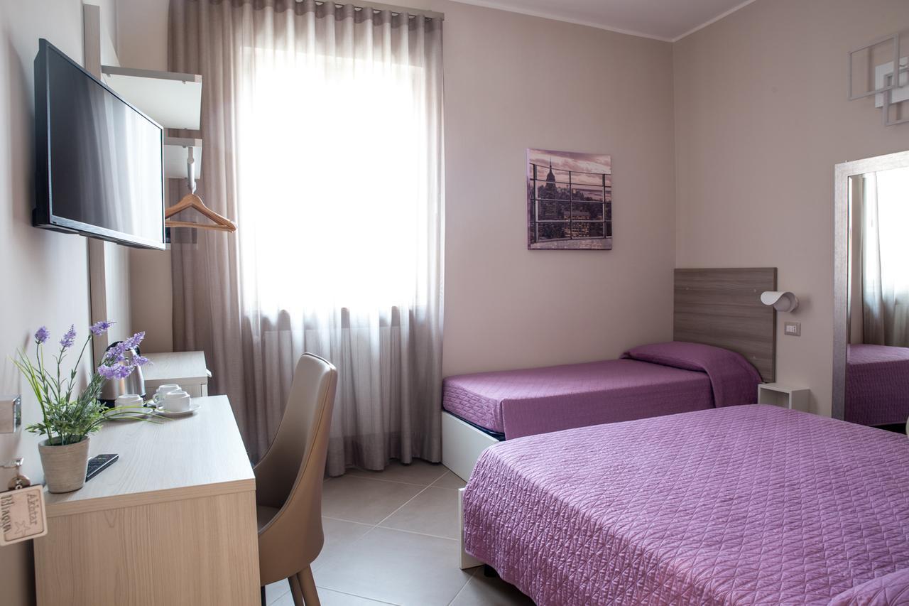 Bhagya Hotel Gallipoli Exterior foto